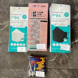 Bundle Large KF94 disposable mask and pop art neck gator.